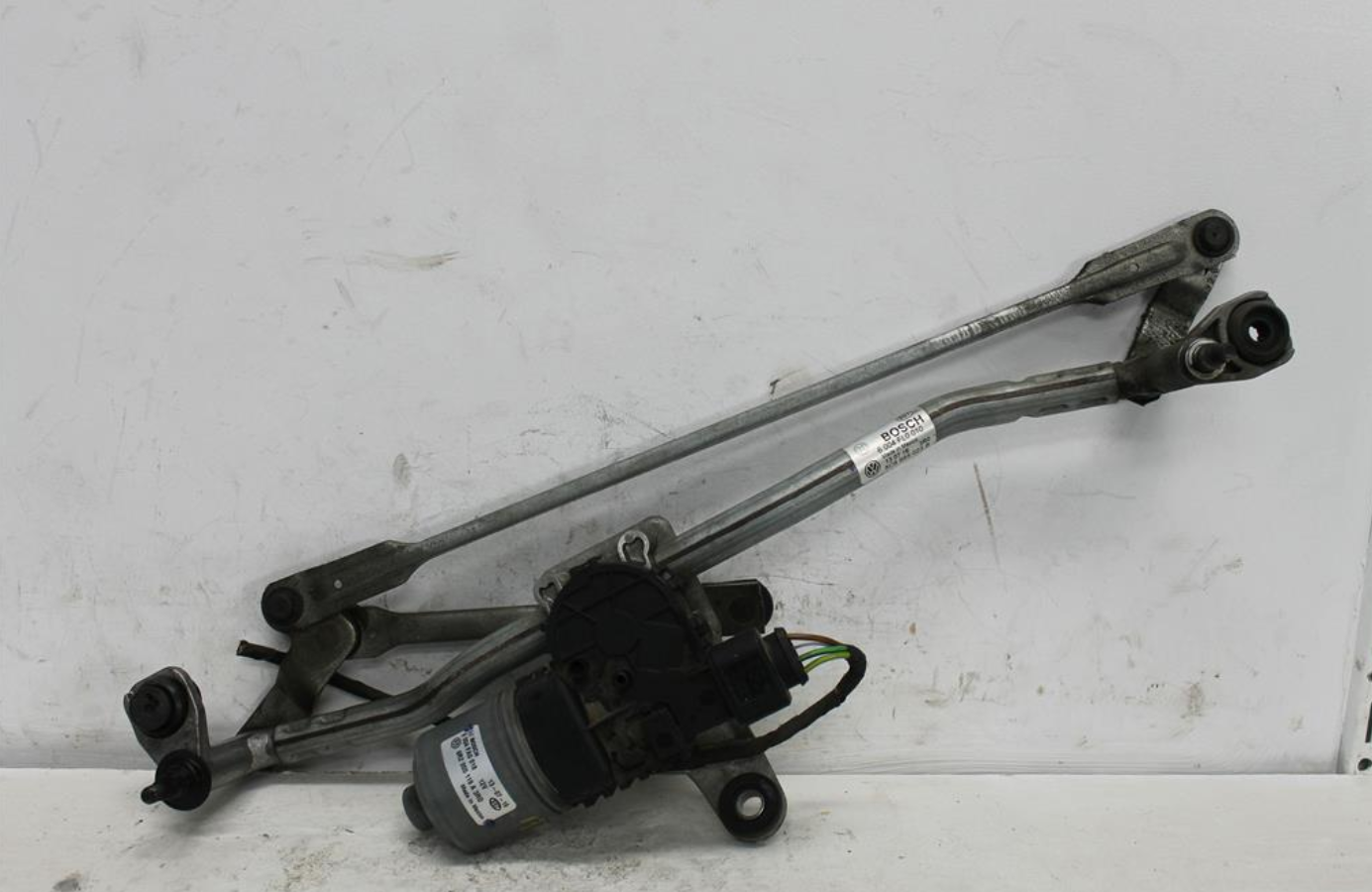 Used Volkswagen, Jetta Wiper Motor 1B 02/11 2013 – image 1 - All Good Parts