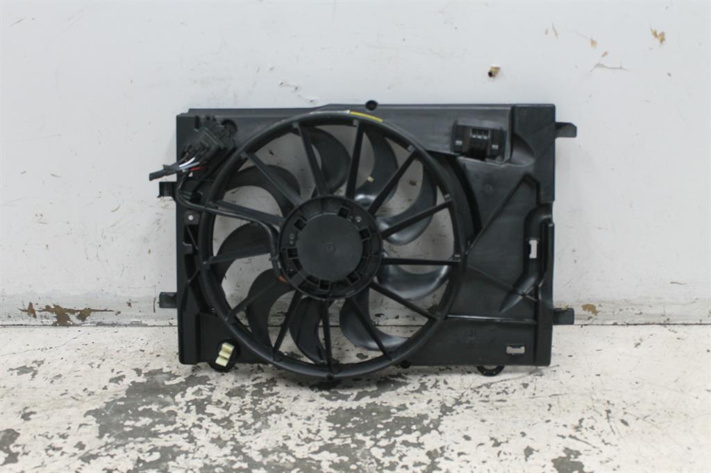 Used Holden, Trax Fan Rad Fan 1.8 Auto T/M Tj Series 08/13 12/20 2015 – image 1 - All Good Parts