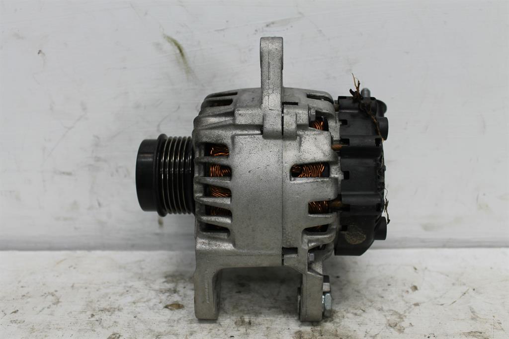 Used Hyundai, I40 Alternator Petrol 2.0 Vf 09/11 12/19 2013 – image 1 - All Good Parts