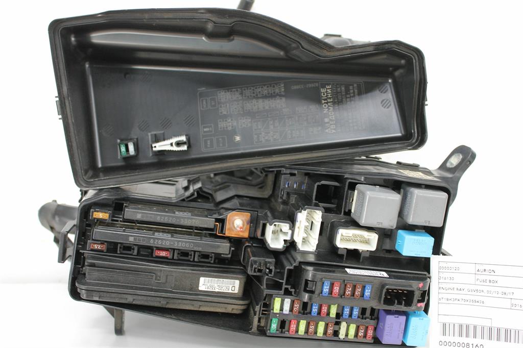 Used Toyota, Aurion Fuse Box Gsv50R 02/12 08/17 2016 – image 1 - All Good Parts