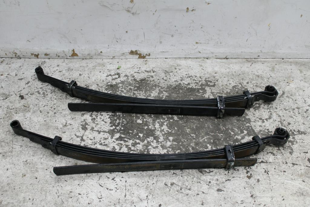 Used Mitsubishi, Triton Rear Leaf Spring Mr Pair 5 Leaf 11/18 10/23 2021 – image 1 - All Good Parts