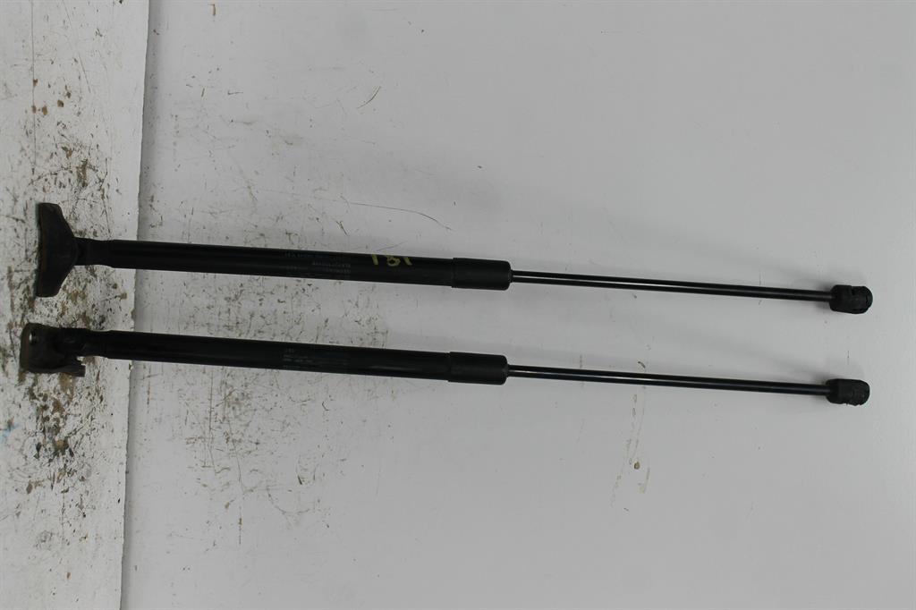 Used Skoda, Yeti Hatch Strut Tailgate Strut (Pair) 5L 09/11 12/17 2011 – image 1 - All Good Parts