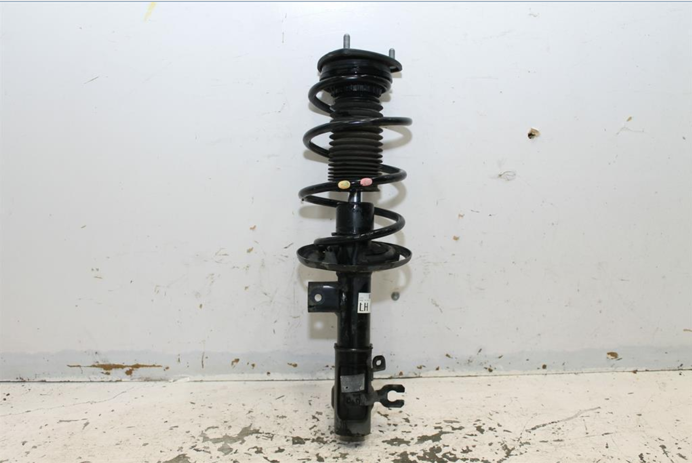 Used Mazda, 3 Left Front Strut Bn 05/16 02/19 2016 – image 1 - All Good Parts