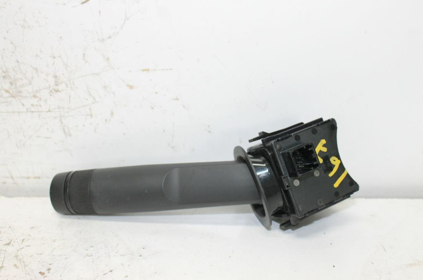 Used Holden, Trax Combination Switch Wiper Swtch Tj Series 08/13 12/20 2017 – image 1 - All Good Parts