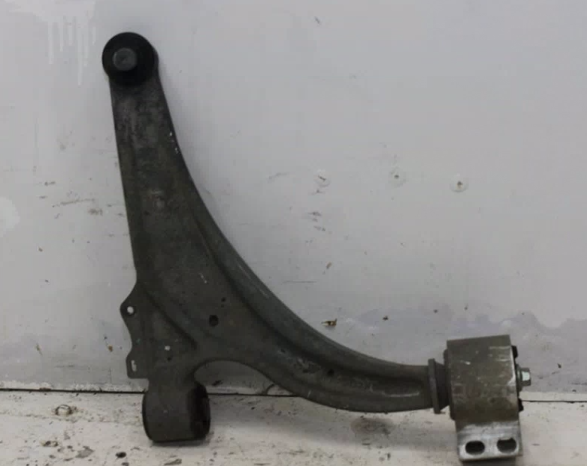 Used Holden, Cruze Right Front Lower Control Arm Jg Jh 03/09 2012 – image 1 - All Good Parts