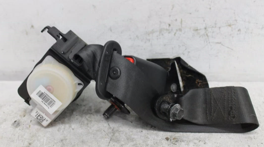 Used Hyundai, Veloster Seat Belt Lh Rear Assy (Belt And Stalk) Fs 12/11 02/18 2013 – image 1 - All Good Parts