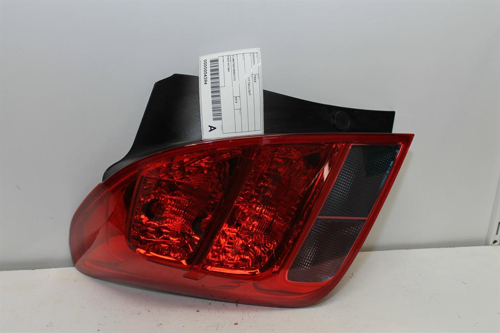 Used Holden, Trax Left Taillight Tj Non Led Type 08/13 12/20 2018 – image 1 - All Good Parts