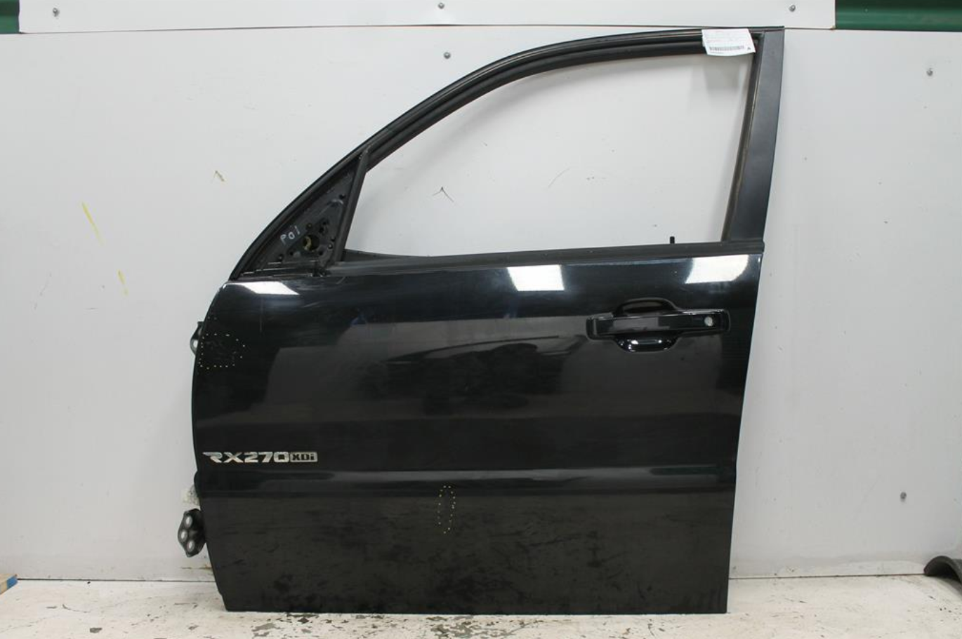 Used Ssangyong, Rexton Left Front Door Y200 Y285 Non Flare Type 07/03 11/12 2010 – image 1 - All Good Parts