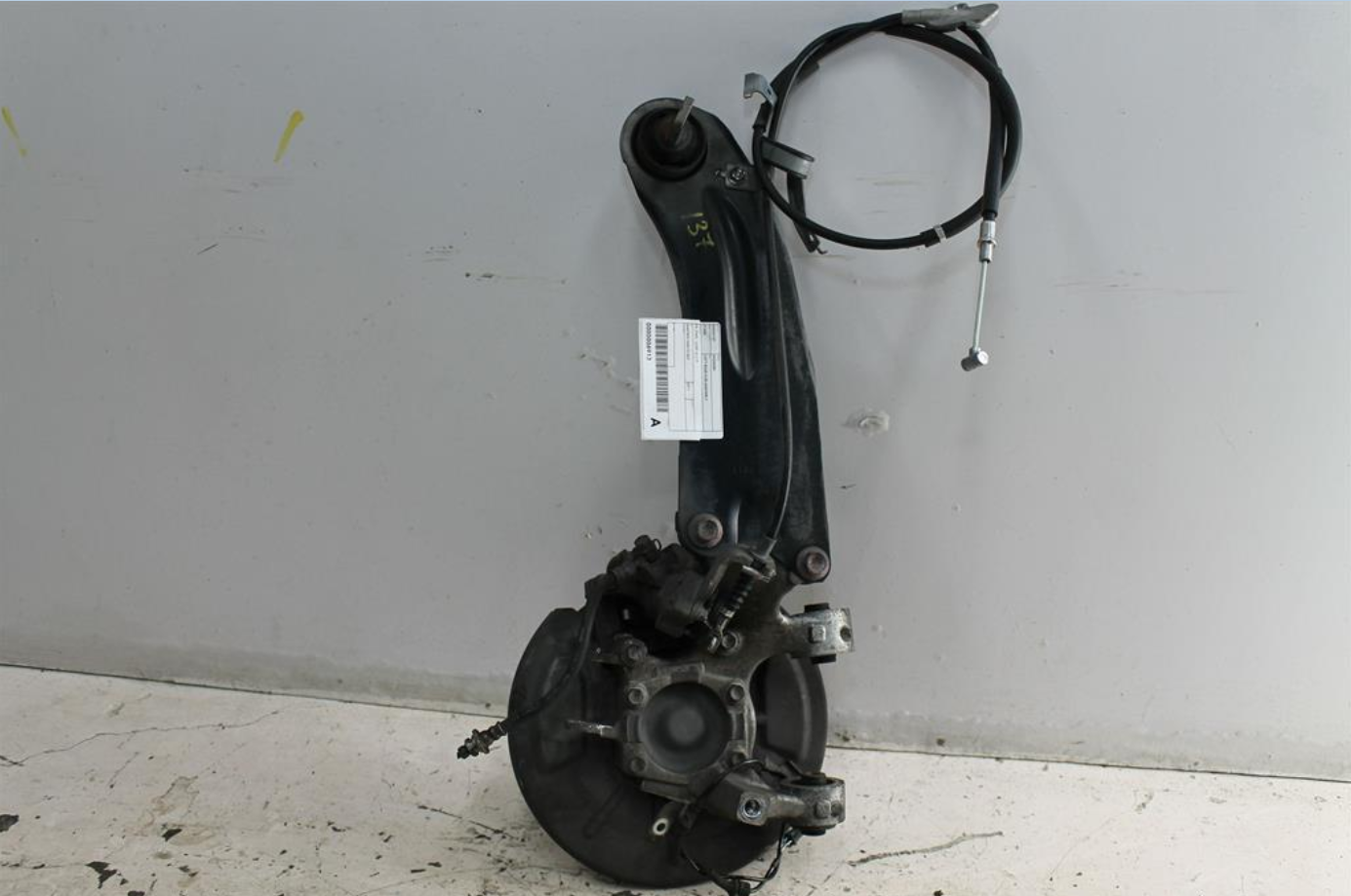 Used Suzuki, Kizashi Left Rear Hub Assembly Fr Fwd 12/09 01/17 2011 – image 1 - All Good Parts
