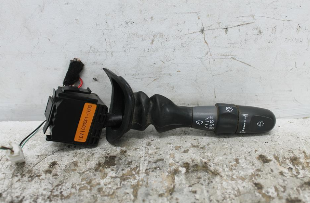 Used LDV, V80 Combination Switch Wiper Switch 01/13 2022 – image 1 - All Good Parts