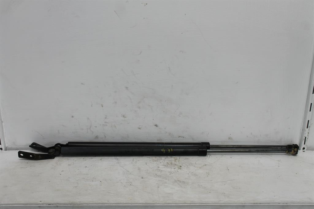 Used Nissan, Xtrail Hatch Strut Tailgate Strut (Pair) T32 02/17 07/22 2018 – image 1 - All Good Parts