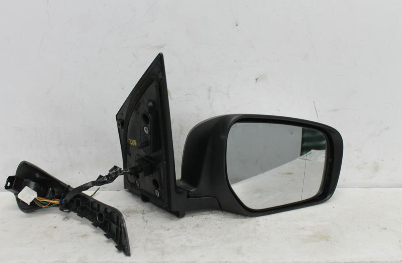 Used Renault, Koleos Right Door Mirror H45 Colour Coded Heated Power Folding Type 11/11 08/13 2012 – image 1 - All Good Parts