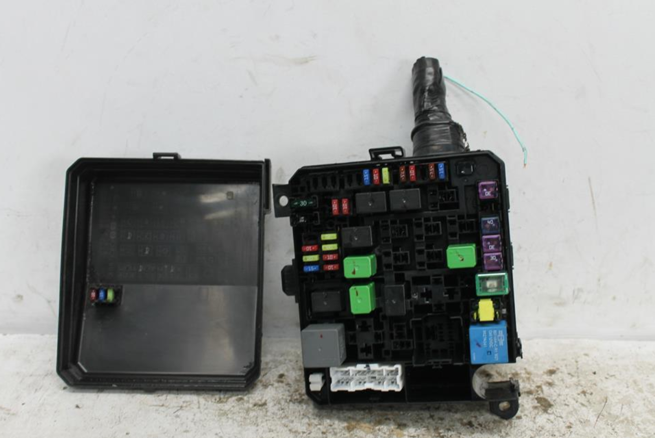 Used Mitsubishi, Lancer Fuse Box P/N 8565A266 Cj 04/11 10/15 2013 – image 1 - All Good Parts