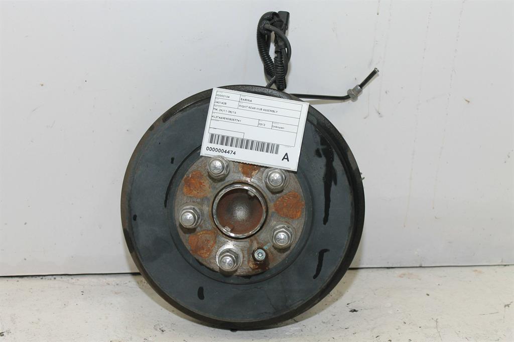Used Holden, Barina Right Rear Hub Assembly Tm 09/11 08/16 2013 – image 1 - All Good Parts