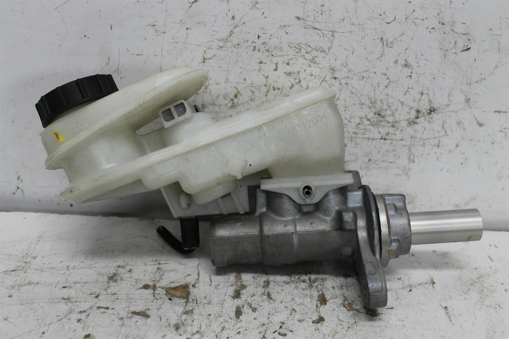 Used Ford, Ranger Master Cylinder Px Series 1 2 06/11 06/18 2013 – image 1 - All Good Parts
