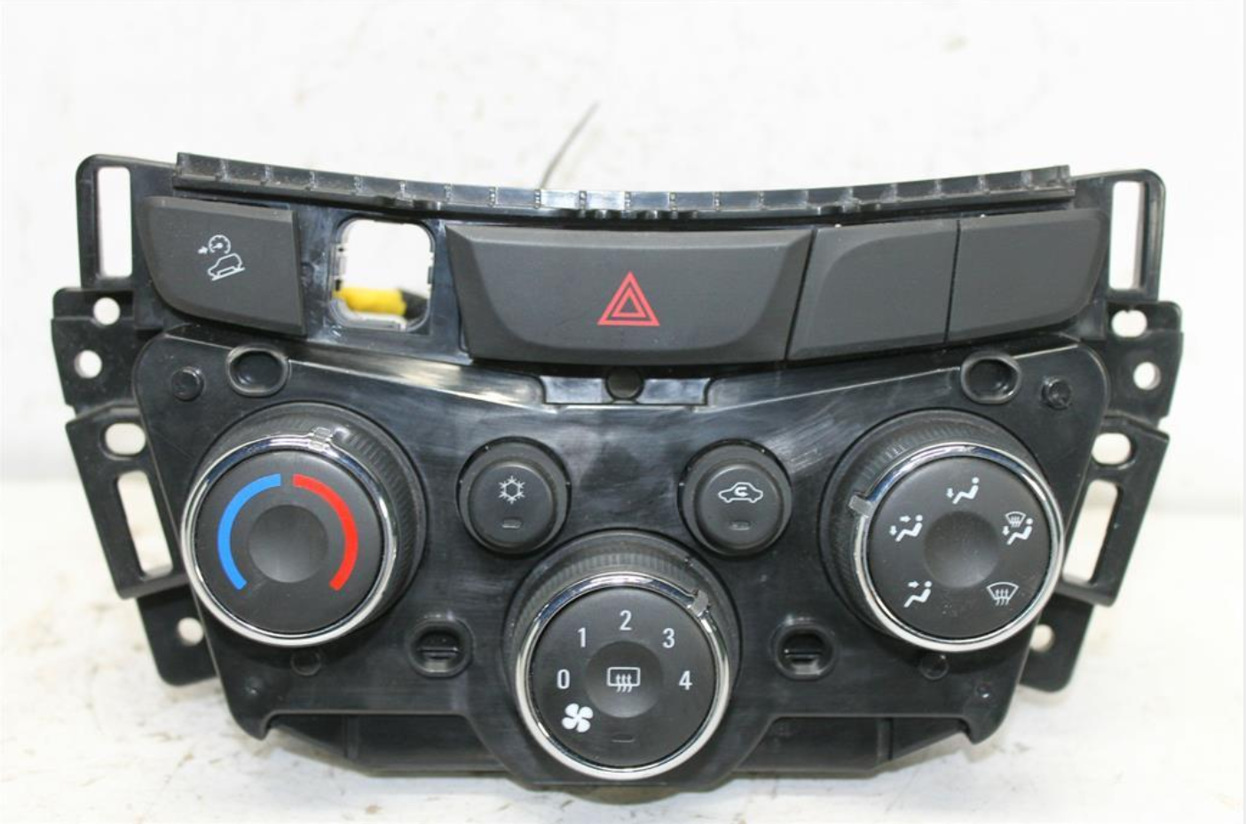 Used Holden, Trax Heater/Ac Controls Tj Series Standard Type Non Seat Warmer 08/13 12/20 2017 – image 1 - All Good Parts