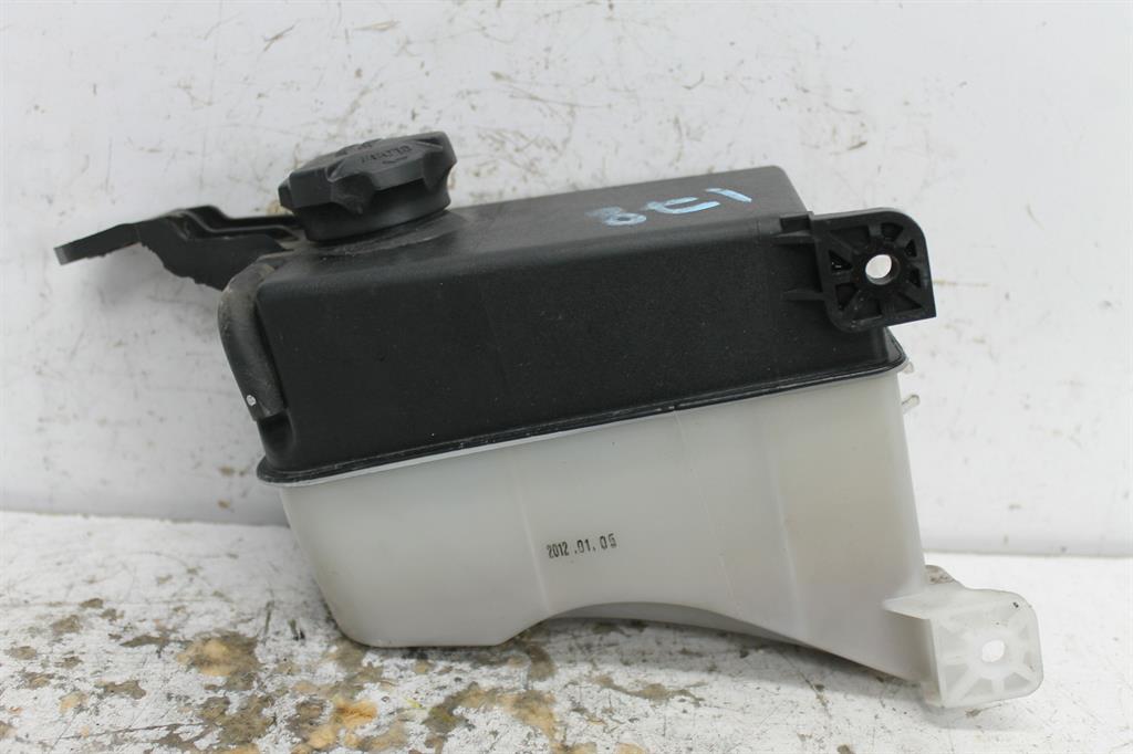 Used Kia, Sorento Overflow Bottle Xm 10/09 09/12 2012 – image 1 - All Good Parts