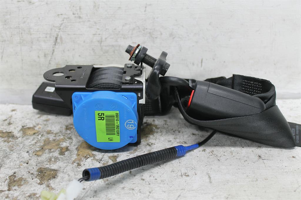 Used Hyundai, Accent Seat Belt Lh Rear Assy (Belt And Stalk) Rb Hatch 05/11 12/19 2017 – image 1 - All Good Parts