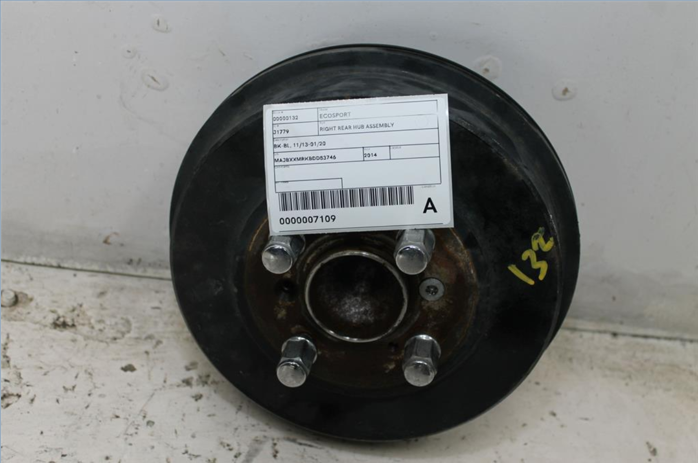Used Ford, Ecosport Right Rear Hub Assembly Bk Bl 11/13 01/20 2014 – image 1 - All Good Parts