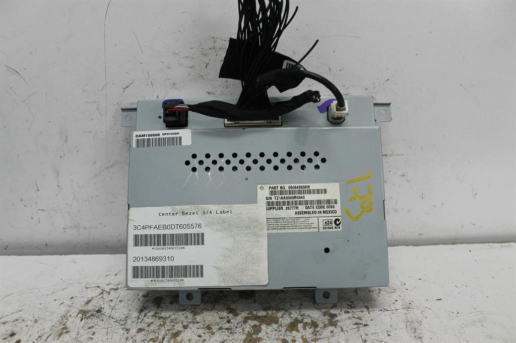 Used Fiat, Freemont Stereo/Head Unit Display Unit 8.4In W/ Sat Nav Type Jf 04/13 01/17 2013 – image 1 - All Good Parts