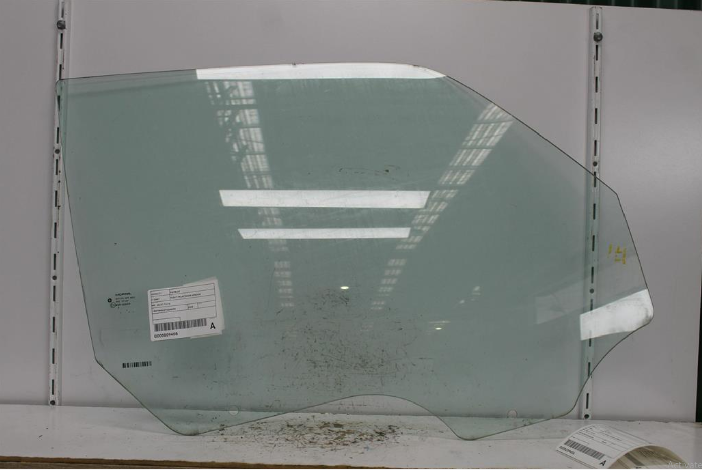 Used Jeep, Patriot Right Front Door Window Mk 08/07 12/16 2008 – image 1 - All Good Parts