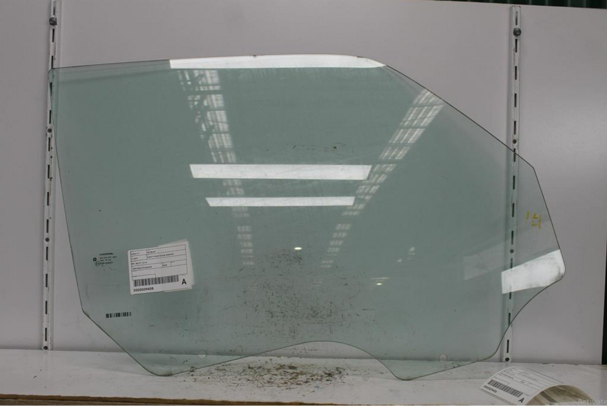 Used Jeep, Patriot Right Front Door Window Mk 08/07 12/16 2008 – image 1 - All Good Parts