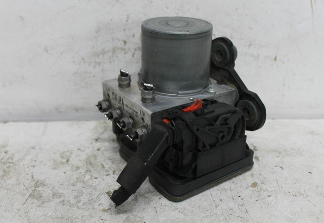 Used Skoda, Kamiq Abs Pump/Modulator Nw 06/20 2020 – image 1 - All Good Parts