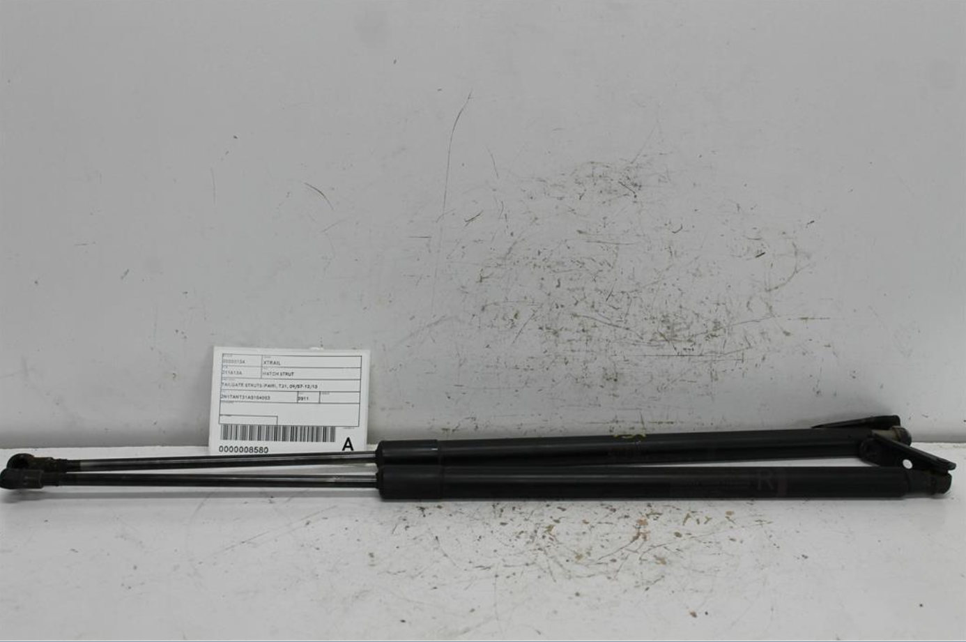 Used Nissan, Xtrail Hatch Strut Tailgate Struts (Pair) T31 09/07 12/13 2011 – image 1 - All Good Parts