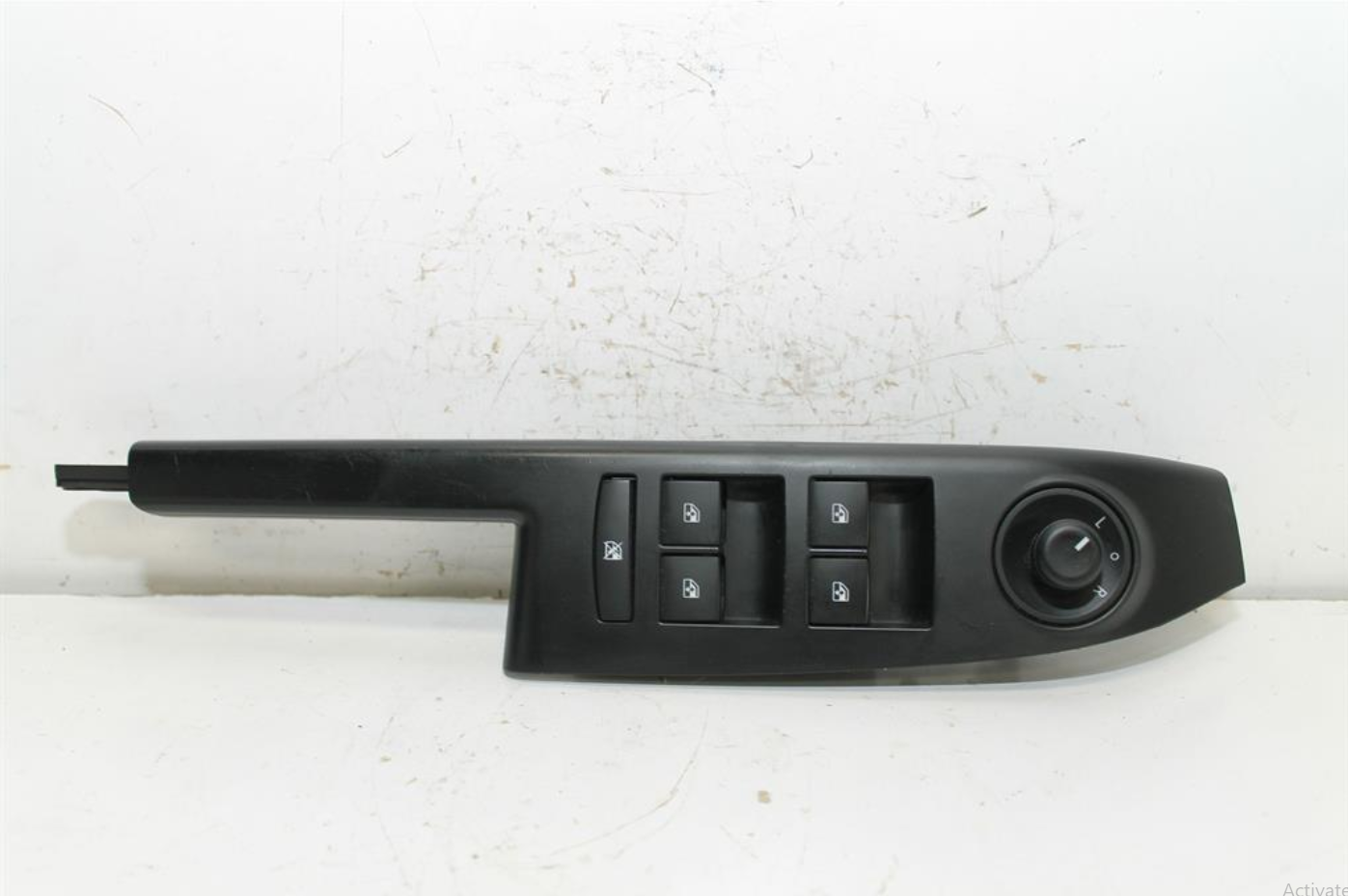 Used Holden, Barina Power Window Switch Rh Front (Master Switch) Hatch/Sedan Tm 09/11 08/16 2014 – image 1 - All Good Parts