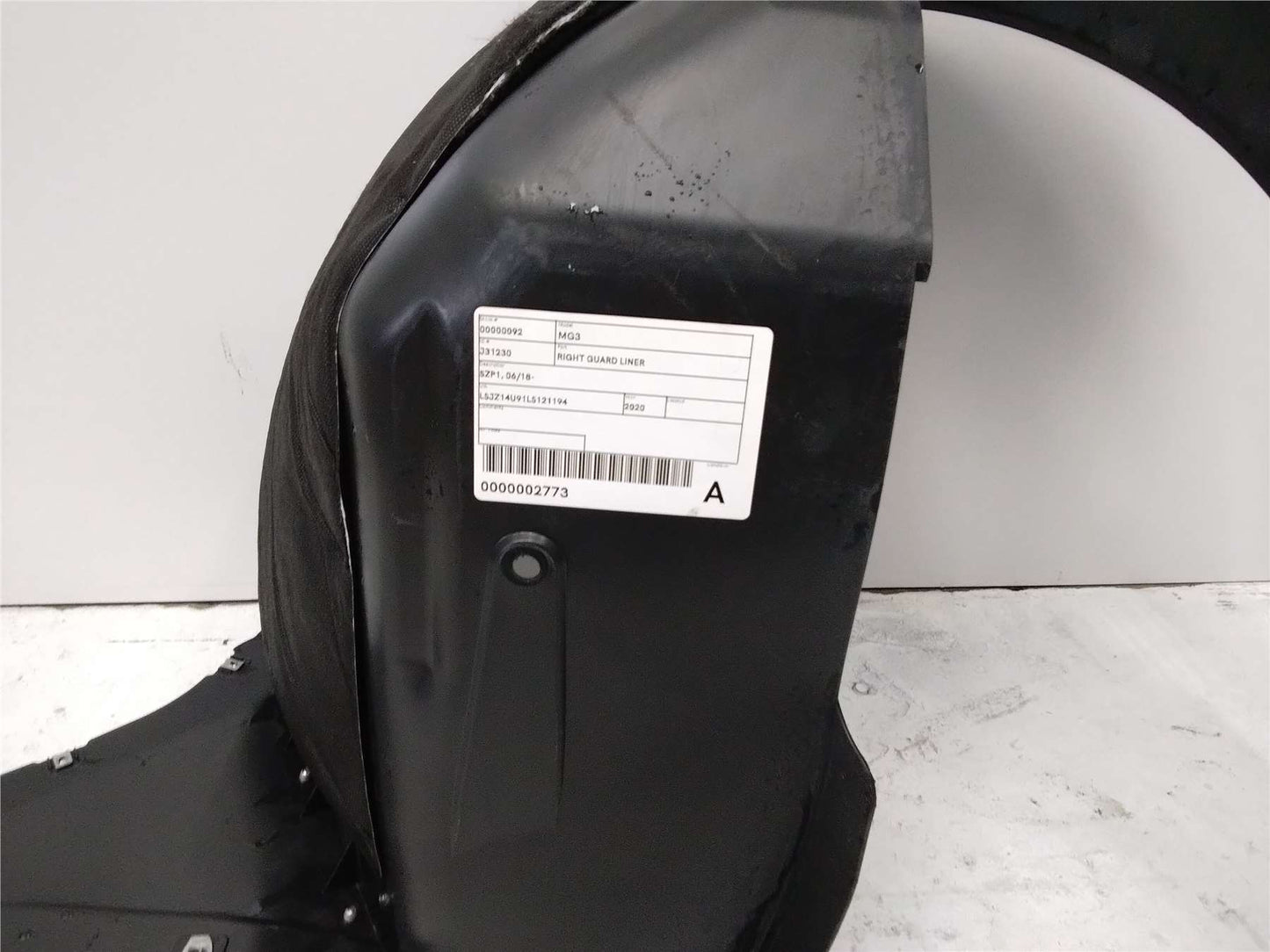Used MG, MG3 Right Guard Liner Szp1 06/18 2020 – image 1 - All Good Parts
