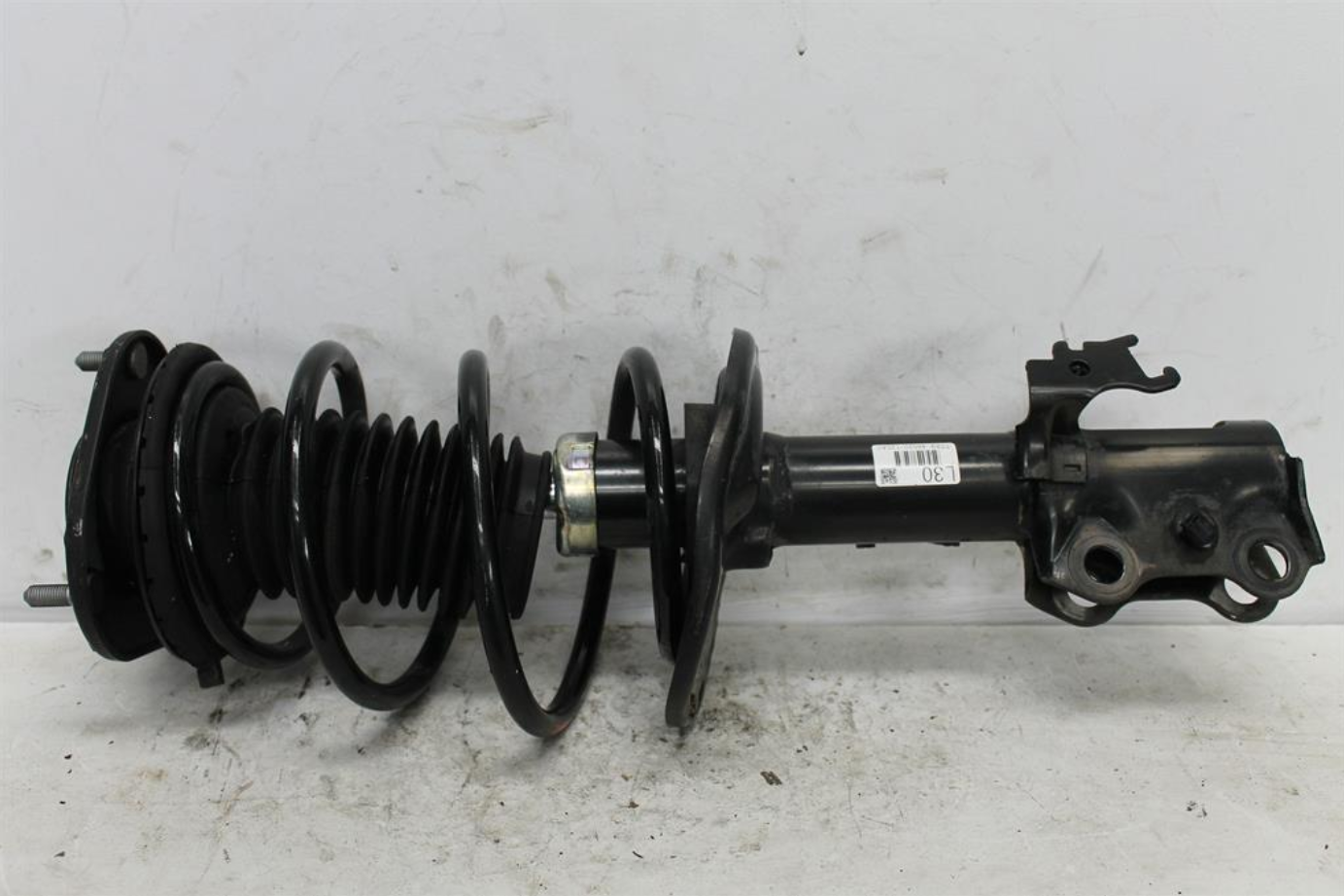 Used Toyota, Corolla Left Front Strut Zre182R 10/12 03/15 2013 – image 1 - All Good Parts