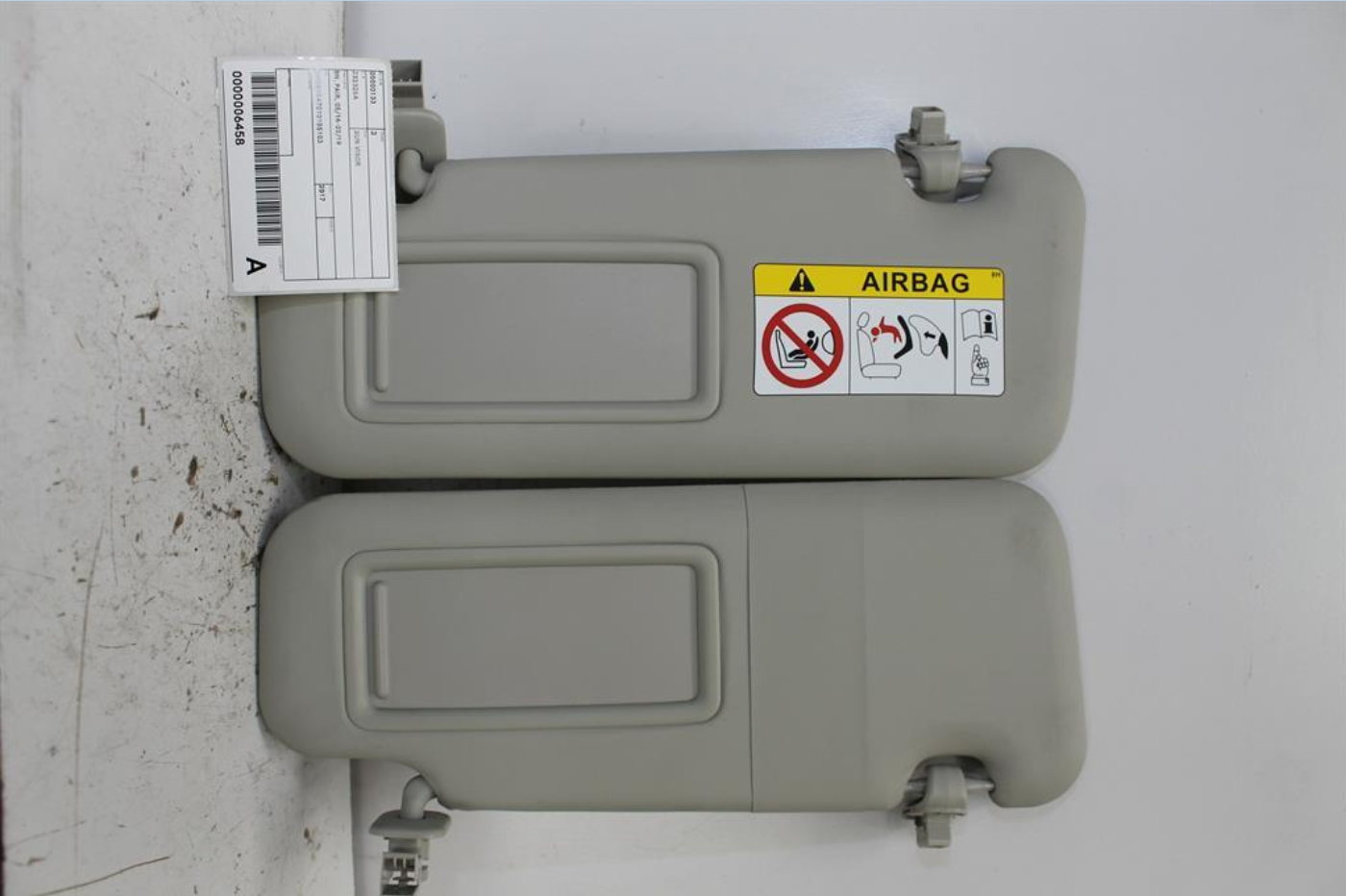 Used Mazda, 3 Sun Visor Bn Pair 05/16 02/19 2017 – image 1 - All Good Parts