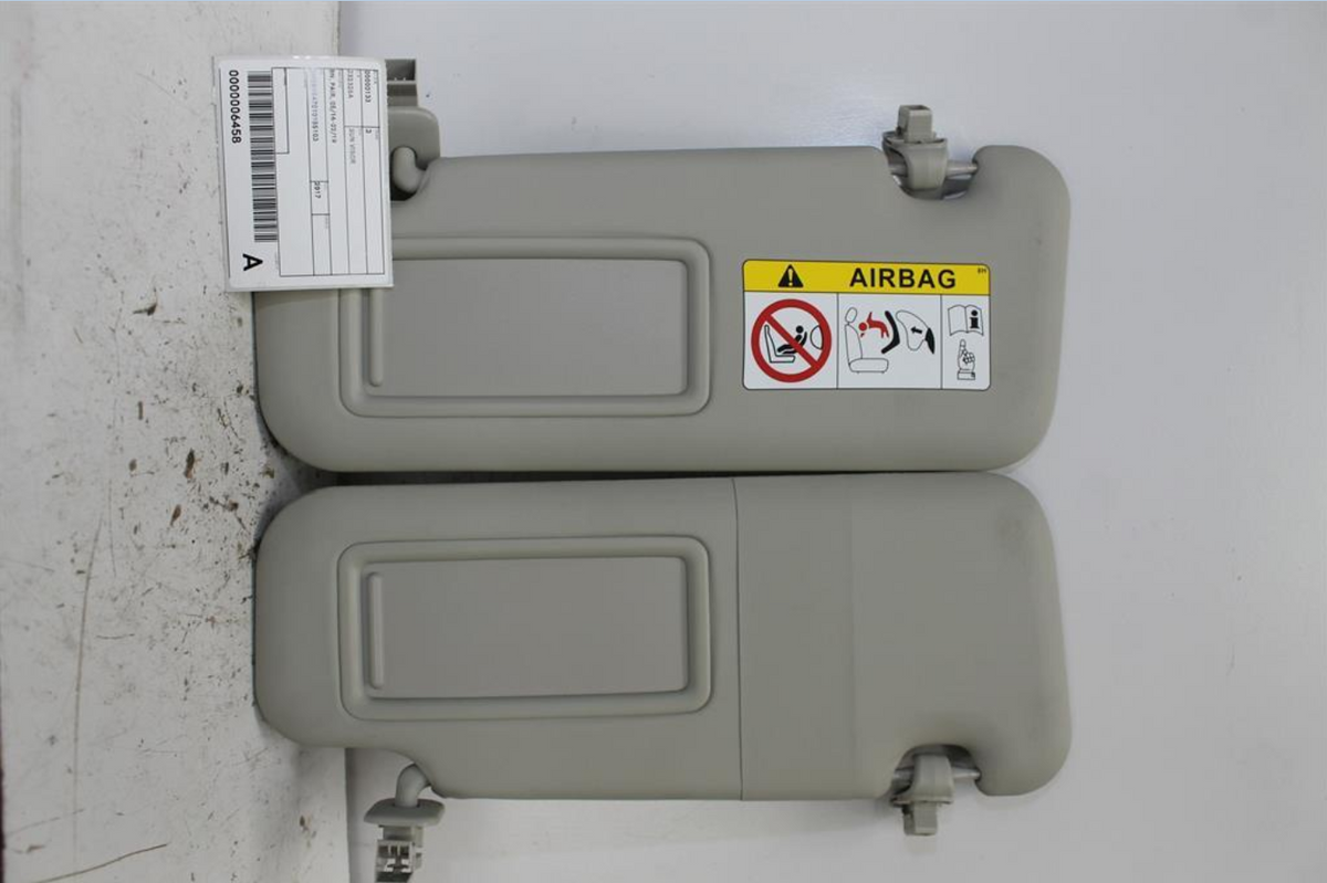 Used Mazda, 3 Sun Visor Bn Pair 05/16 02/19 2017 – image 1 - All Good Parts