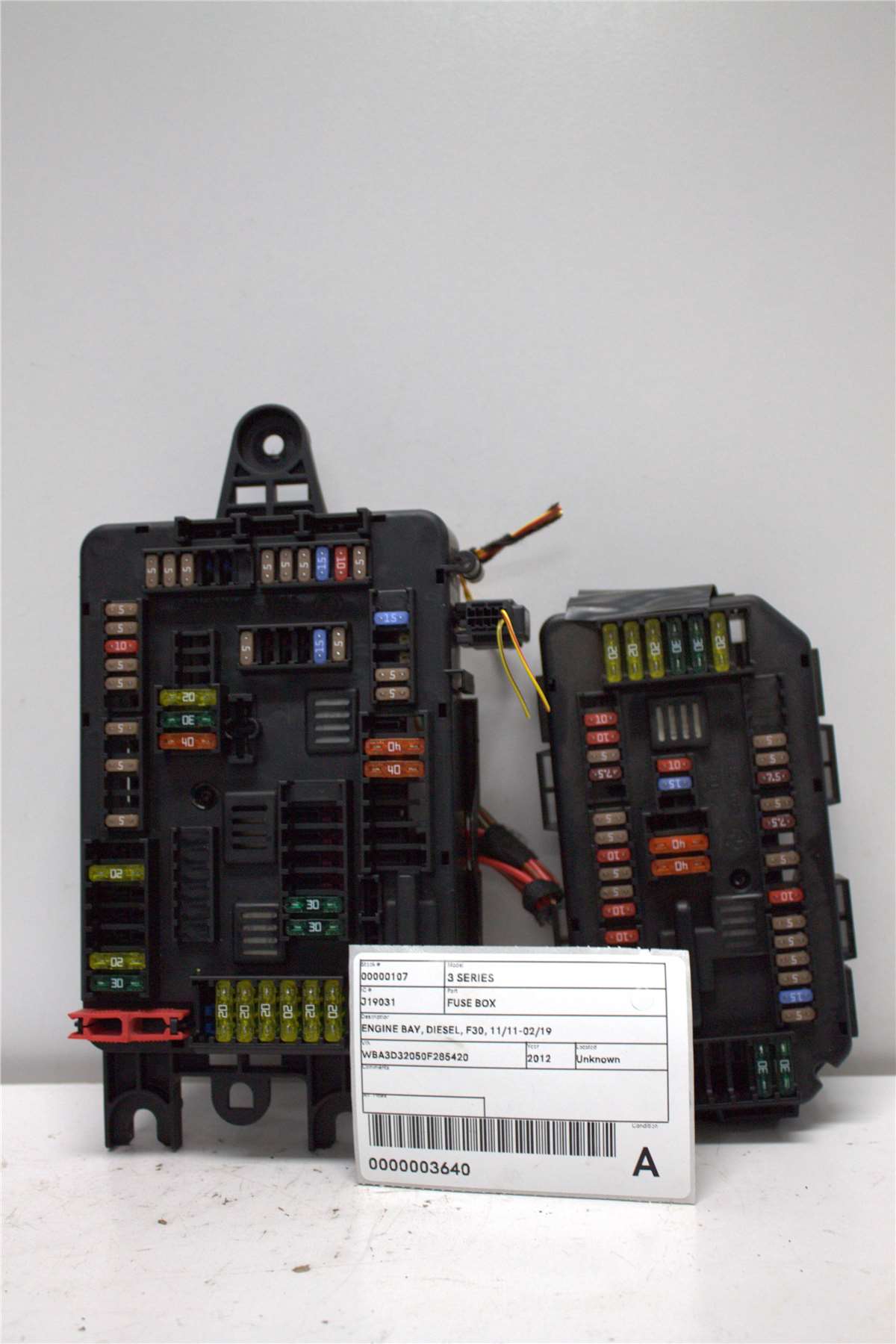 Used BMW, 3 Series Fuse Box Diesel F30 11/11 02/19 2012 – image 1 - All Good Parts