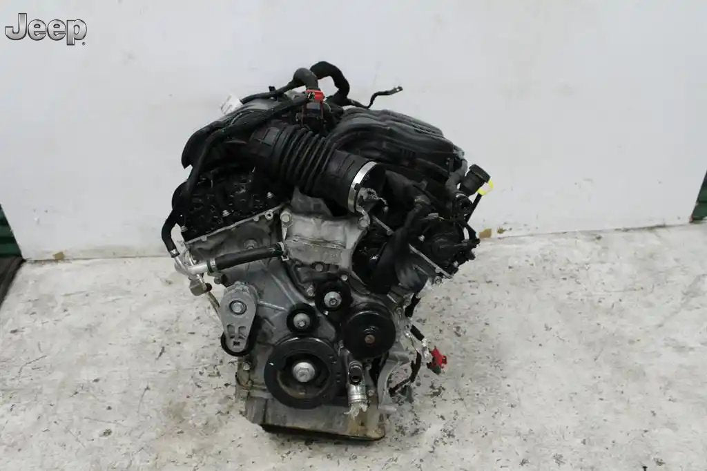 Used Jeep, Cherokee Engine Kl Petrol 3.2 Pentastar 02/14 11/22 2015 – image 1 - All Good Parts