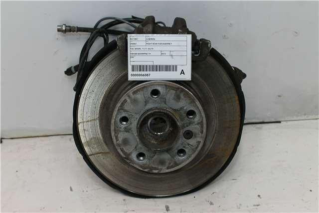 2013, BMW, 320i, F30, Right Rear Hub Assembly