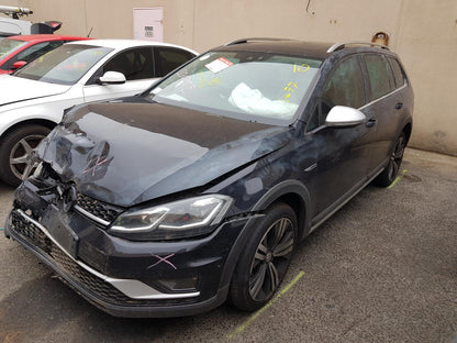 Used Volkswagen, Golf  Engine , Petrol, 1.8, Turbo, Gen 7, Cjsb Code, 05/15-08/20  – image 2 - All Good Parts