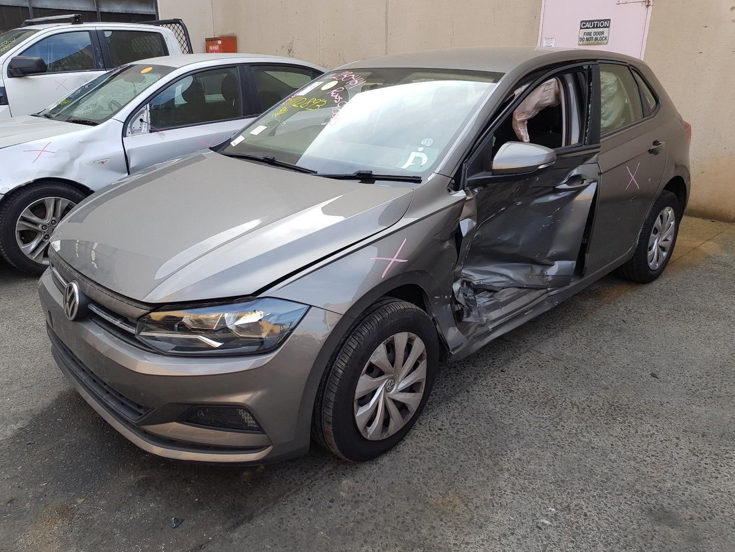 Used Volkswagen, Polo   Engine ,  Petrol, 1.0, Turbo, Aw-Ae, Chzl Code, 09/17  – image 2 - All Good Parts