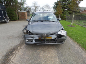 Nissan Almera