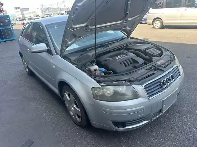 Used Audi, A3 Right Front Door 8P 3Dr Hatch 03/04 04/13 2004 – image 3 - All Good Parts
