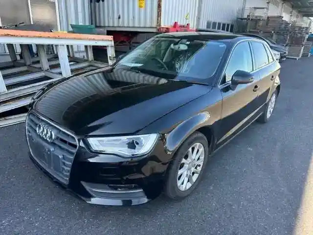 Audi, A3 Left Guard 8V A3/S3 Hatch 05/13 10/20