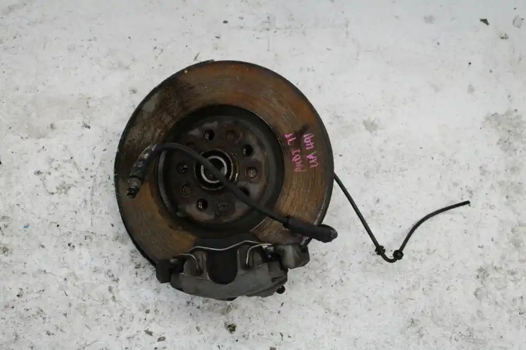 Audi, TT Right Front Hub Assembly 8N, Coupe, 06/99-08/06 J18