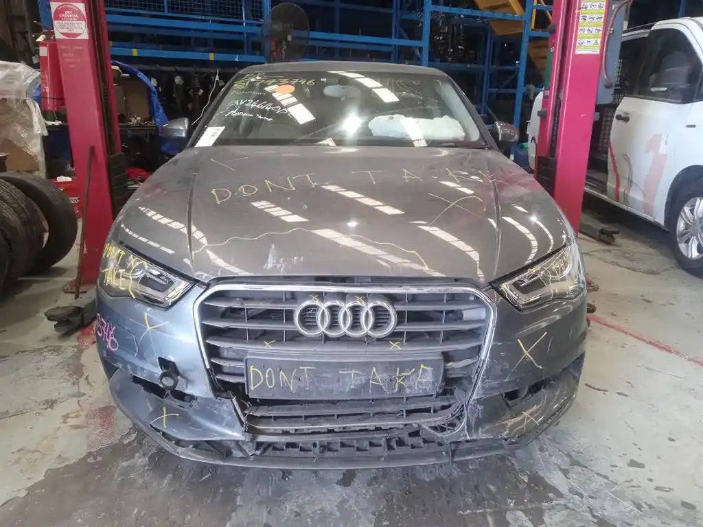 Audi, A3 Right Front Door 8V A3/S3/Rs3 Sedan 11/13 10/20