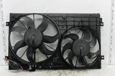 Audi, A3 Fan Dual Fan Assy 2.0 Petrol Axx/Bdb/Blr/Bly/Bmb/Bvy/Bwa Code 300W/200W 8P 06/04 09/08