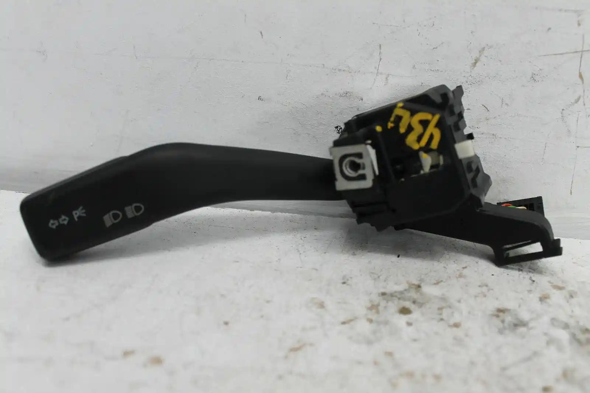 Used Audi, A3 Combination Switch Flasher Switch 8P P/N 1K0953513 Non Cruise Type 06/04 04/13 2004 – main images - All Good Parts