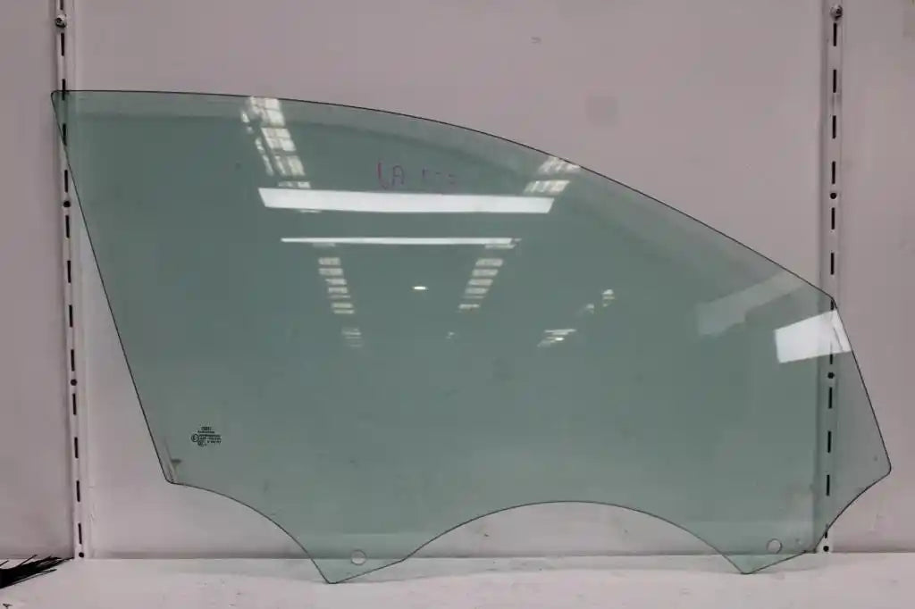 Used Audi, A4 Right Front Door Window B8 8K, Sedan/Wagon, 02/08-01/16 J1265 2012 – main images - All Good Parts