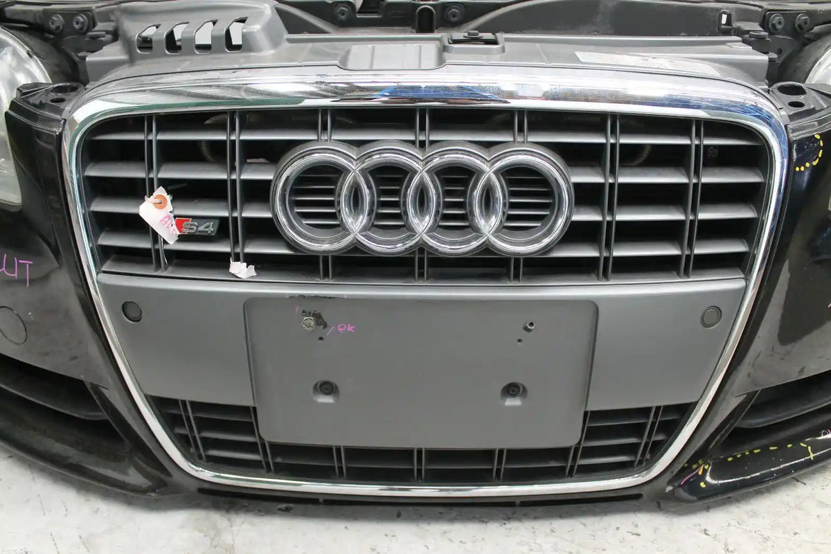 Used Audi, A4 Grille Radiator Grille B7 (A4/S4) Sedan 08/04 03/08 2005 – main images - All Good Parts