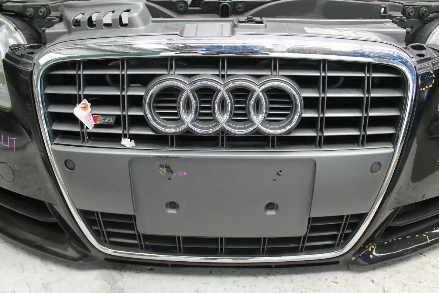 Audi, A4 Grille Radiator Grille B7 (A4/S4) Sedan 08/04 03/08