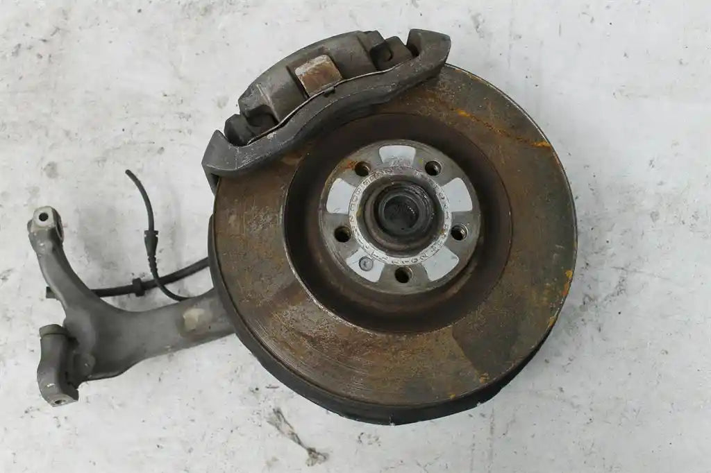 Used Audi, A4 Left Front Hub Assembly B7 (A4/S4) 08/04 2005 – main images - All Good Parts