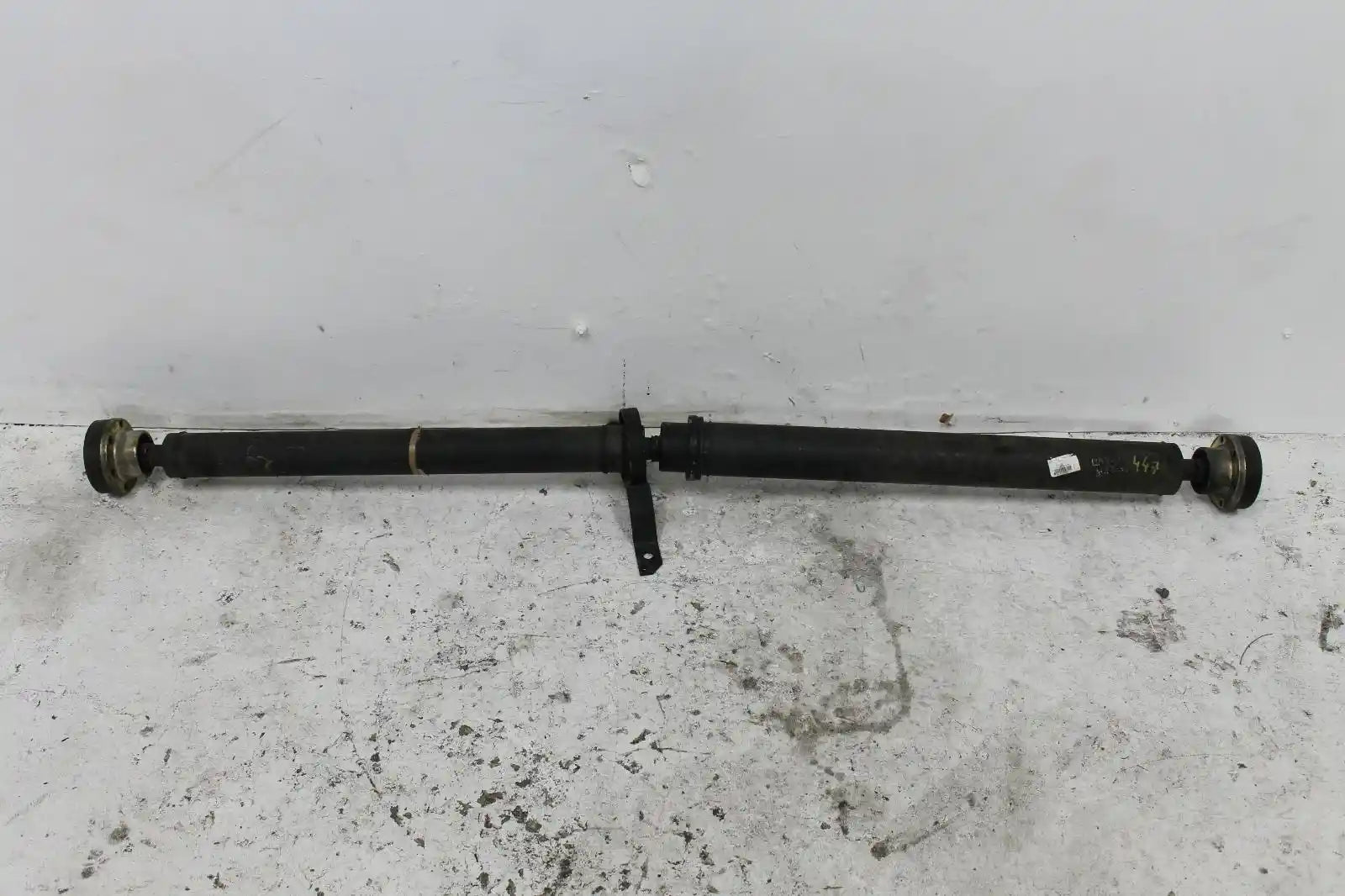 Used Audi, A4 Rear Prop Shaft B7 P/N 8E0521101Ab 08/04 07/09 2005 – main images - All Good Parts